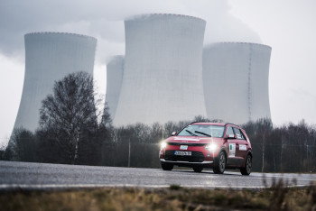 Světový pohár elektromobilů se zastavil v Jaderné elektrárně Temelín Světový pohár elektromobilů se zastavil v Jaderné elektrárně Temelín